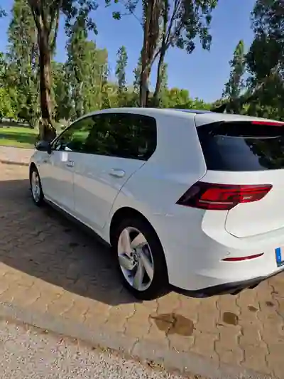 Volkswagen GOLF GTE 2024 — foto 3 de 12