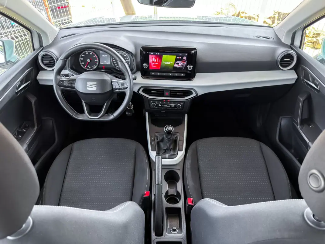 SEAT Arona 2021 - 15500 EUR, 68935 km - 68935km - foto 18 de 21