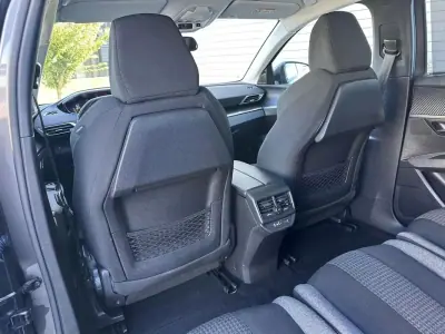 Peugeot 5008 2021 - 18900 EUR, 200000 km - AUTO.MOTO.pt - 200000km - foto 49 de 60