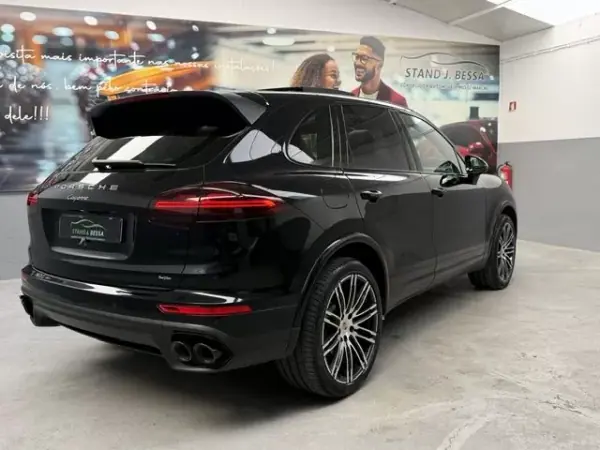 Porsche Cayenne Platinum Edition 2017 Diesel