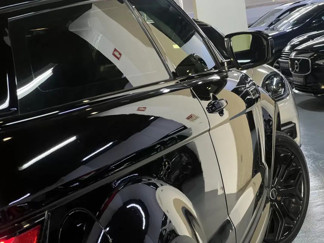 Land Rover Range Rover Evoque 2012 - 17990 EUR, 235000 km - 235000km - foto 25 de 51