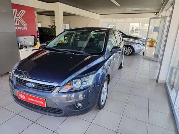 Ford Focus 2011 - 6750 EUR, 180000 km - AUTO.MOTO.pt - 180000km - foto 5 de 29