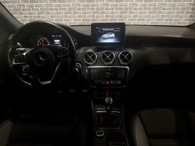 Mercedes-Benz A 180 2016 - 16900 EUR, 180000 km - AUTO.MOTO.pt - 180000km - foto 10 de 15