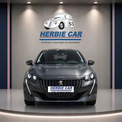 Peugeot 208 2020 - 19500 EUR, 8000 km - foto 1 de 17