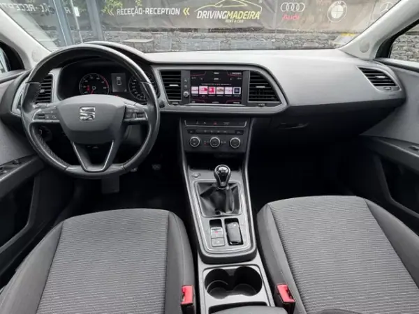 SEAT Leon 2020 - 15900 EUR, 74660 km - AUTO.MOTO.pt - 74660km - foto 10 de 12