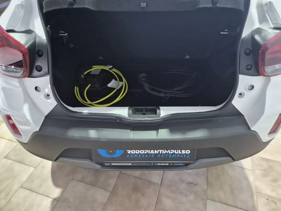 Dacia Spring 2023 - 14000 EUR, 13500 km - AUTO.MOTO.pt - 13500km - foto 21 de 22