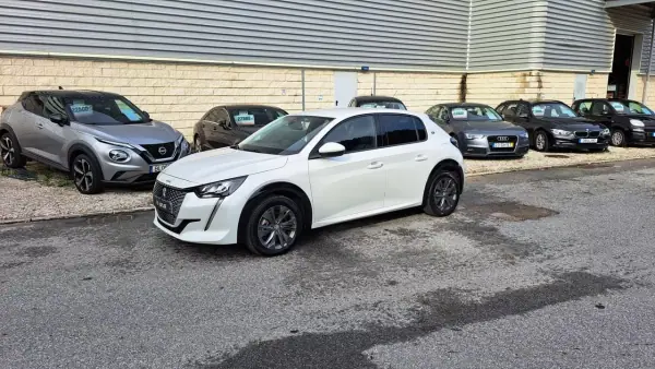 Peugeot e-208 2021 - 16480 EUR, 40817 km - AUTO.MOTO.pt - 40817km - foto 10 de 56