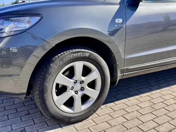 Hyundai Santa Fe 2006 - 8990 EUR, 331000 km - AUTO.MOTO.pt - 331000km - foto 8 de 23