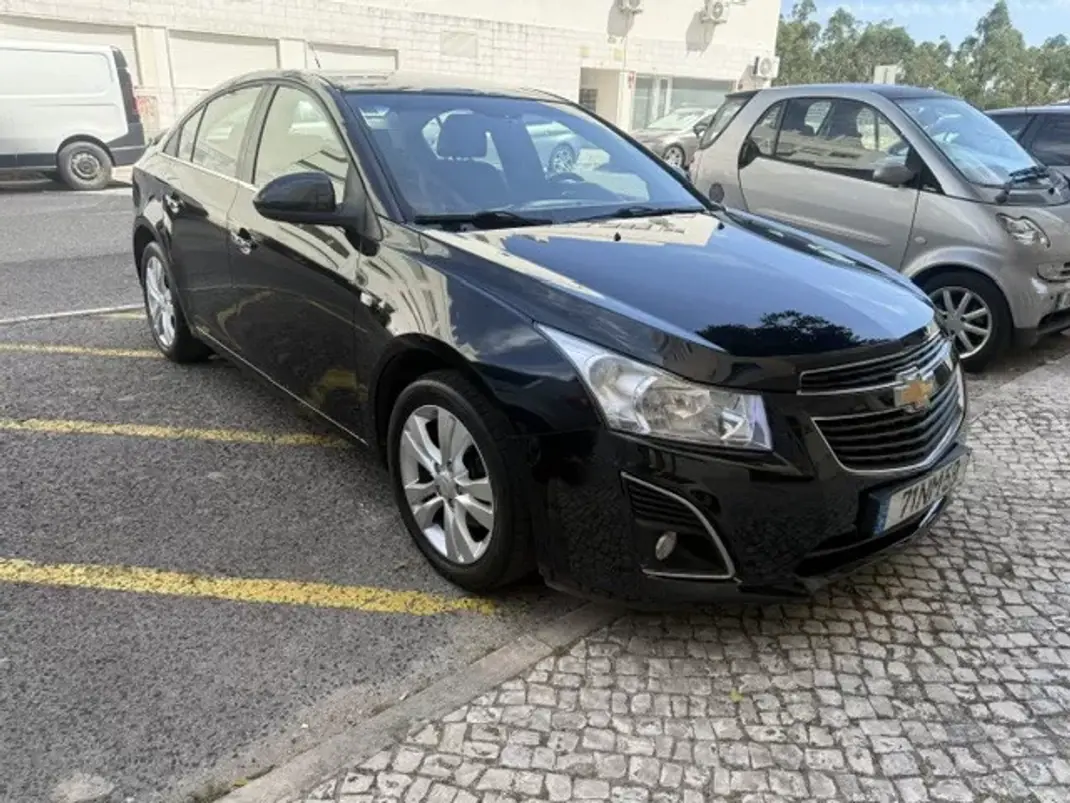 Chevrolet Cruze 2013 - 6800 EUR, 166000 km - AUTO.MOTO.pt - 166000km - foto 9 de 31