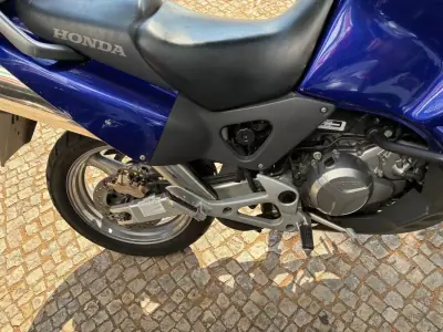 Honda XL 2005 - 4250 EUR, 45831 km - AUTO.MOTO.pt - 45831km - foto 5 de 14
