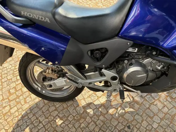Honda XL 2005 - 4250 EUR, 45831 km - AUTO.MOTO.pt - 45831km - foto 5 de 14