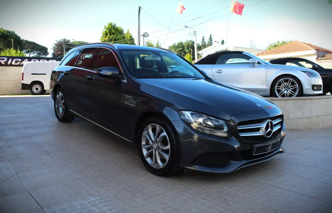 Mercedes-Benz C 200 2015 - 13990 EUR, 221500 km - 221500km - foto 3 de 44