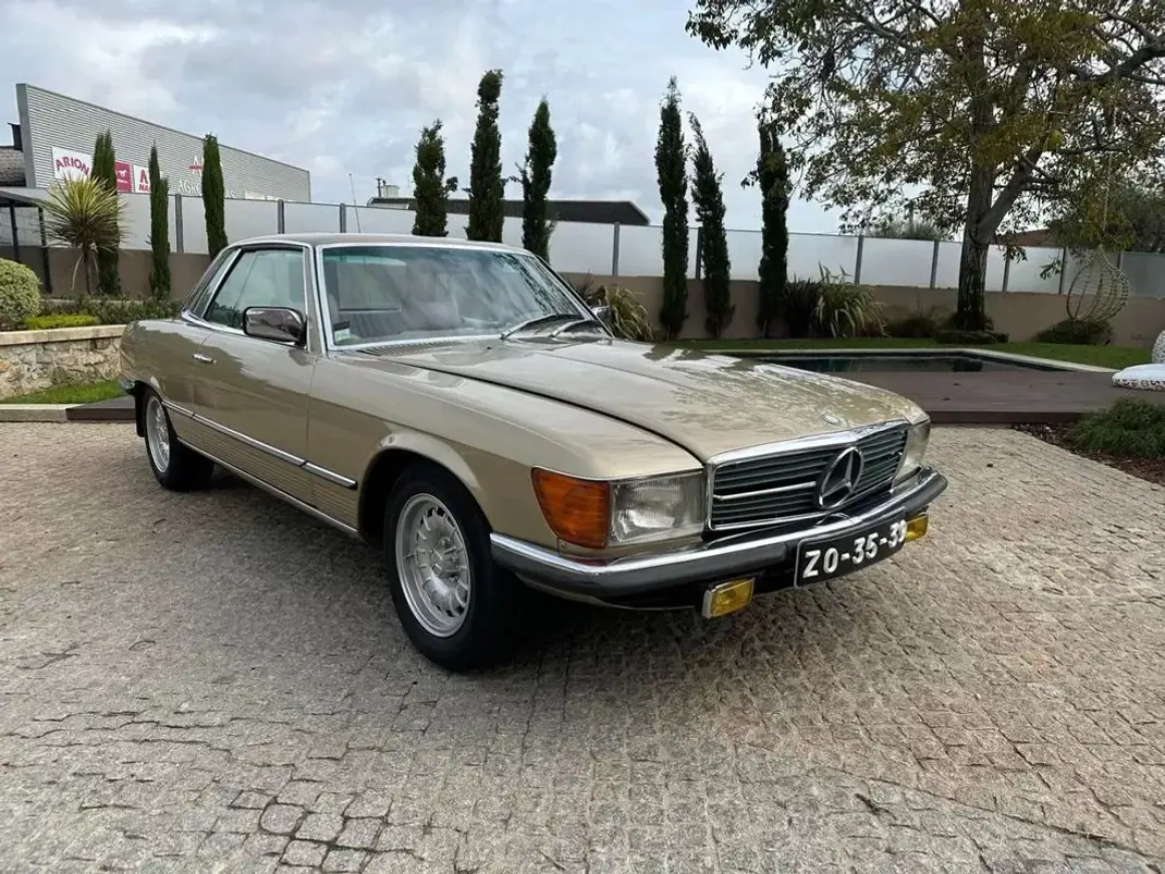 Mercedes-Benz R107 (1971-1989) 1977 - 29900 EUR, 84000 km - AUTO.MOTO.pt - 84000km - foto 1 de 12