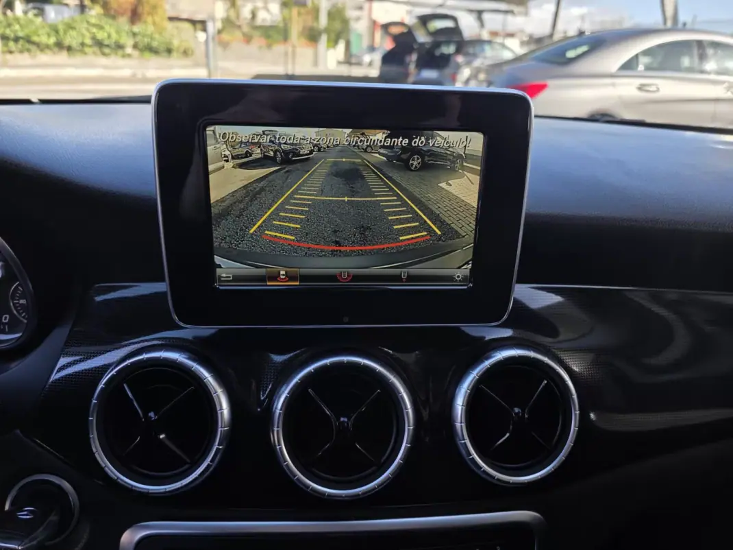 Mercedes-Benz CLA 180 2016 - 16990 EUR, 169000 km - AUTO.MOTO.pt - 169000km - foto 22 de 33