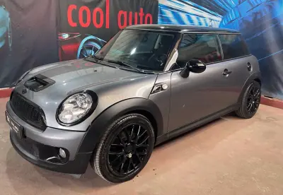 MINI Cooper S 2008 - 8999 EUR, 158000 km - AUTO.MOTO.pt - 158000km - foto 10 de 48