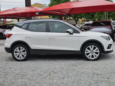 SEAT Arona 2018 - 15500 EUR, 115150 km - AUTO.MOTO.pt - 115150km - foto 8 de 51