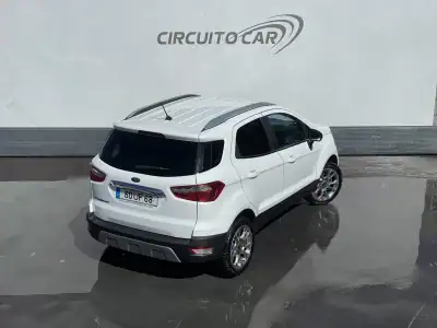 Ford EcoSport 2018 - 14995 EUR, 91592 km - AUTO.MOTO.pt - 91592km - foto 9 de 35