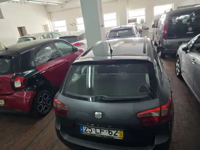 SEAT Ibiza ST 2010 - 2999 EUR, 269647 km - AUTO.MOTO.pt - 269647km - foto 3 de 17