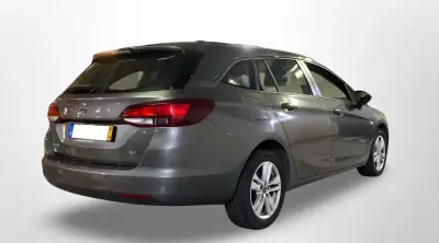 Opel Astra Sports Tourer 2018 - 7990 EUR, 234500 km - AUTO.MOTO.pt - 234500km - foto 3 de 9