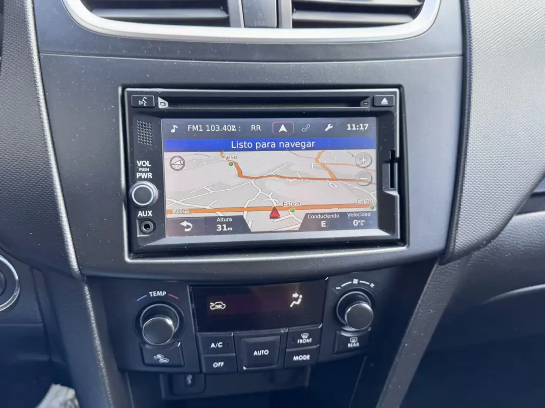 Suzuki Swift 2015 - 8990 EUR, 178000 km - AUTO.MOTO.pt - 178000km - foto 27 de 28