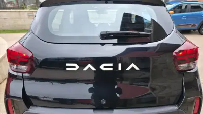 Dacia Spring 2022 - 12450 EUR, 31000 km - AUTO.MOTO.pt - 31000km - foto 27 de 30