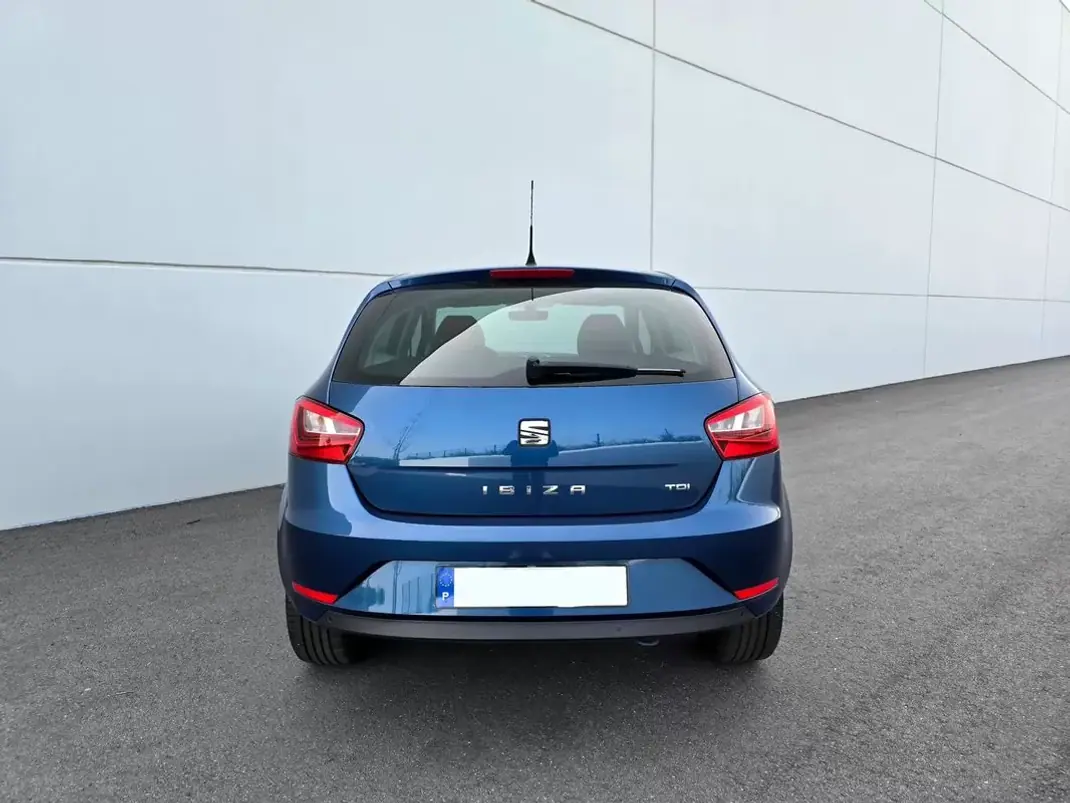 SEAT Ibiza 2016 - 8990 EUR, 160800 km - AUTO.MOTO.pt - 160800km - foto 12 de 34