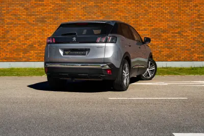 Peugeot 3008 2022 - 22900 EUR, 130230 km - 130230km - foto 3 de 21