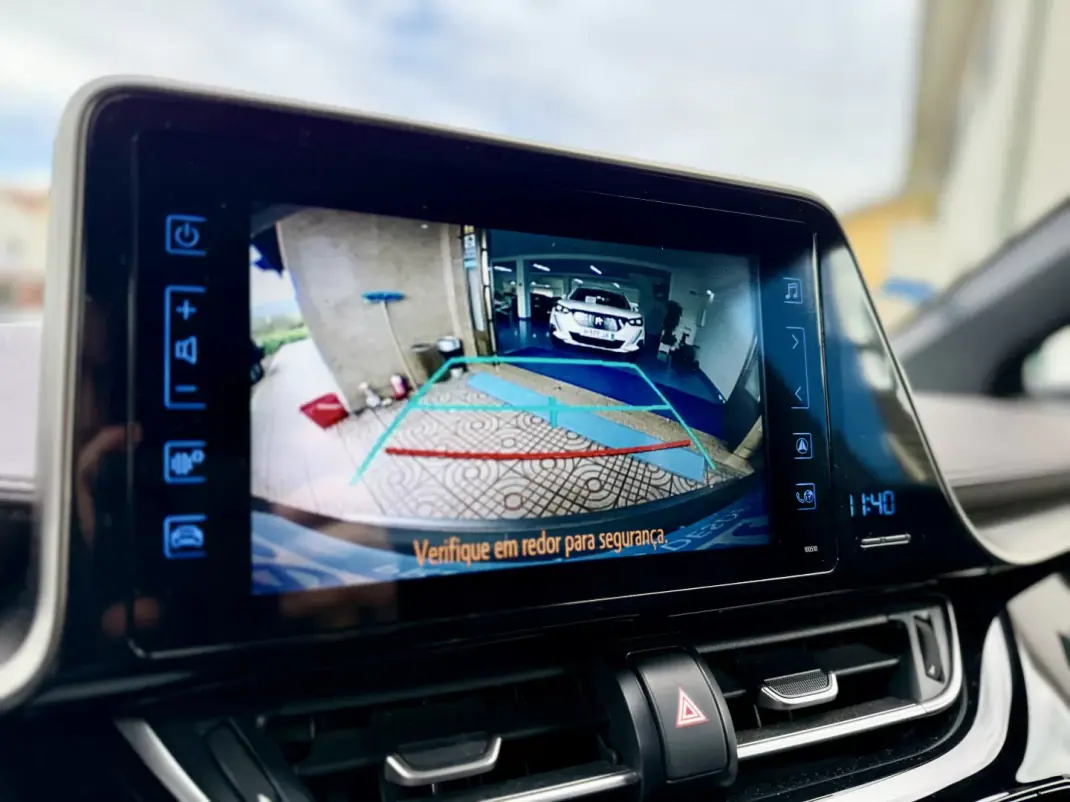 Toyota C-HR 2019 - 23950 EUR, 92000 km - 92000km - foto 21 de 25