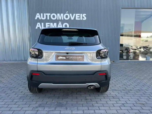 Jeep Avenger 2024 - 23500 EUR, 22679 km - AUTO.MOTO.pt - 22679km - foto 5 de 21