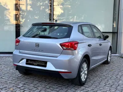 SEAT Ibiza 2018 - 10900 EUR, 176380 km - AUTO.MOTO.pt - 176380km - foto 16 de 17
