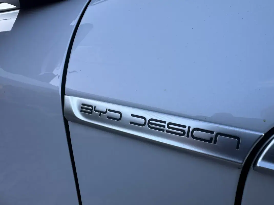 BYD Atto 3 2023 - 27500 EUR, 58000 km - 58000km - foto 36 de 49