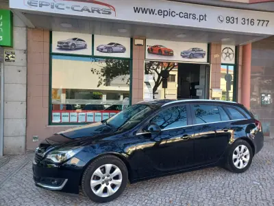 Opel Insignia Sports Tourer 2015 - 10890 EUR, 107586 km - 107586km - foto 6 de 35
