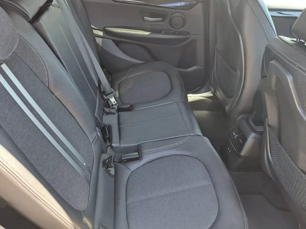 BMW 216 Gran Tourer 2019 - 19500 EUR, 111050 km - 111050km - foto 27 de 63