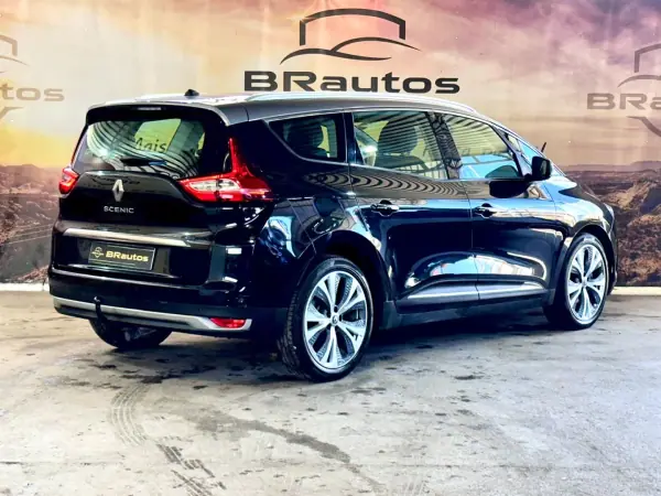 Renault Grand Scénic 2018 - 16900 EUR, 183558 km - AUTO.MOTO.pt - 183558km - foto 6 de 33