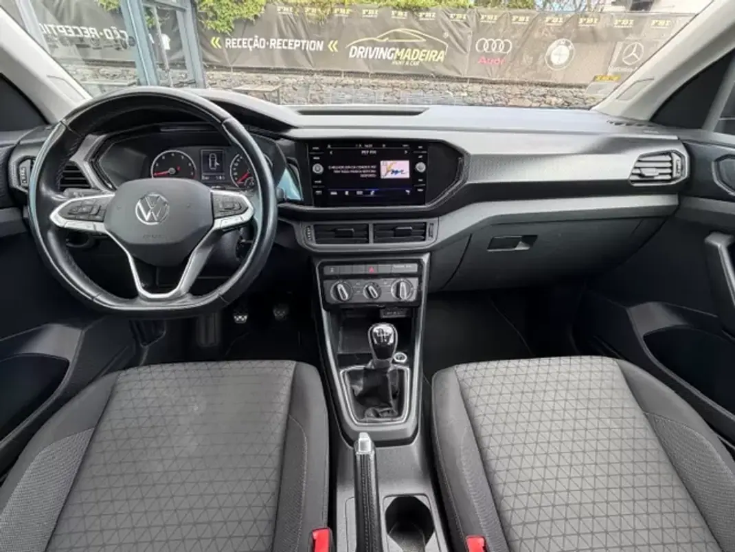 Caterham VOLKSWAGEN 2022 - 19900 EUR, 65300 km - AUTO.MOTO.pt - 65300km - foto 9 de 11