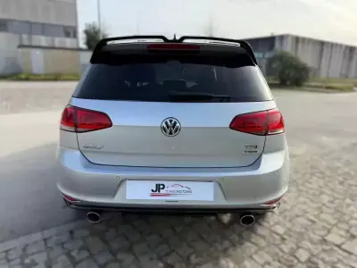 Volkswagen Golf 2016 - 16490 EUR, 148200 km - AUTO.MOTO.pt - 148200km - foto 6 de 26