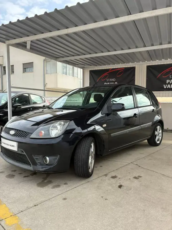 Ford Fiesta 2008 - 3250 EUR, 224000 km - AUTO.MOTO.pt - 224000km - foto 2 de 21