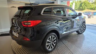 Renault Kadjar 2018 - 15500 EUR, 107700 km - AUTO.MOTO.pt - 107700km - foto 19 de 56