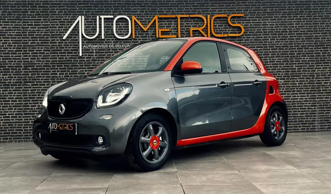 Smart ForFour 2015 - 9900 EUR, 104000 km - AUTO.MOTO.pt - 104000km - foto 1 de 16