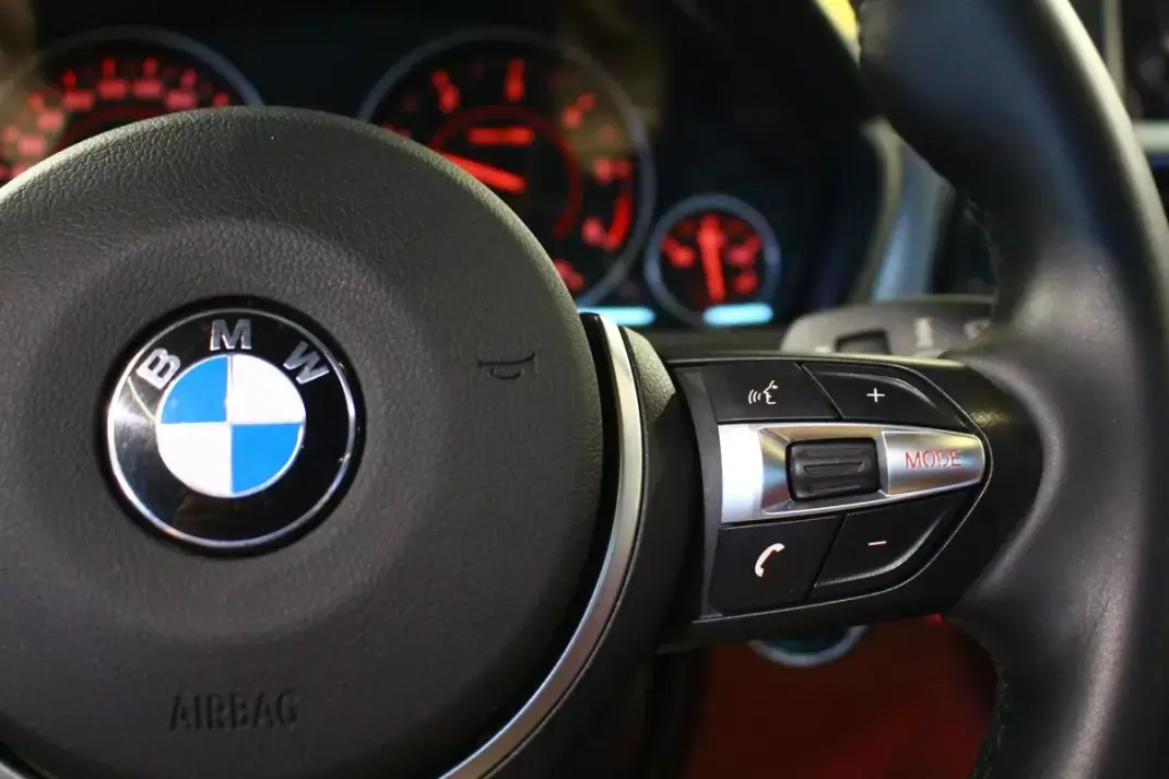 BMW 418 2017 - 18250 EUR, 194000 km - 194000km - foto 18 de 23