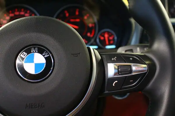 BMW 418 2017 - 20400 EUR, 194000 km - AUTO.MOTO.pt - 194000km - foto 18 de 23
