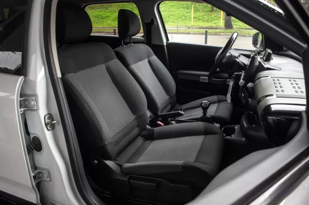 Citroën C4 Cactus 2019 - 12550 EUR, 90175 km - AUTO.MOTO.pt - 90175km - foto 25 de 41