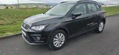 SEAT Arona 2019 - 13999 EUR, 14500 km - AUTO.MOTO.pt - 14500km - foto 4 de 6