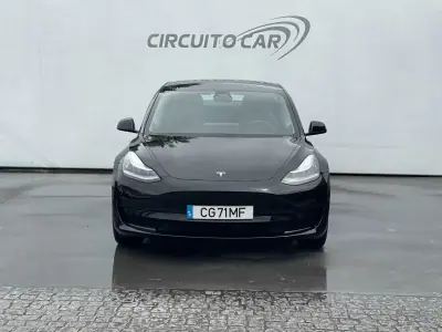 Tesla Model 3 2019 - 22995 EUR, 126801 km - AUTO.MOTO.pt - 126801km - foto 8 de 40