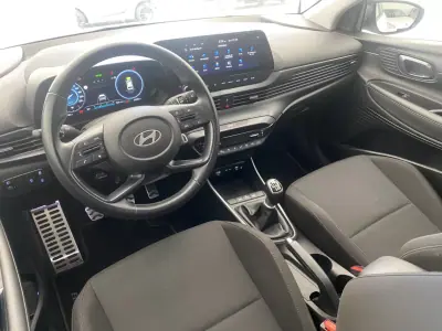 Hyundai Bayon 2024 - 21290 EUR, 29945 km - AUTO.MOTO.pt - 29945km - foto 6 de 30