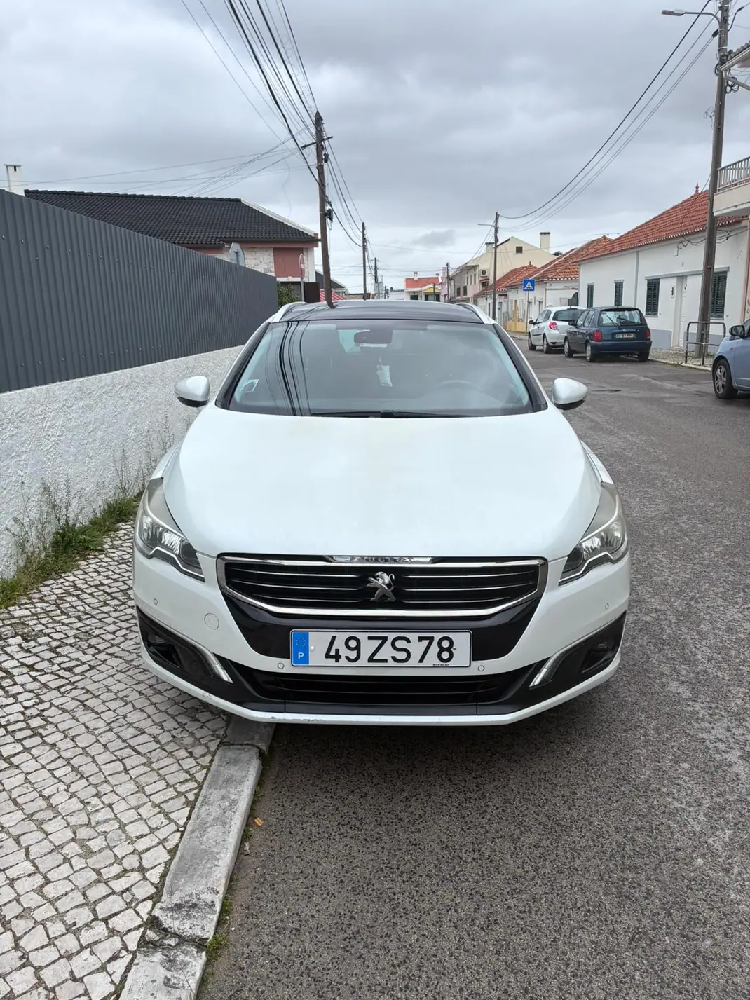 Peugeot 508 SW 2017 - 7500 EUR, 265000 km - AUTO.MOTO.pt - 265000km - foto 12 de 12