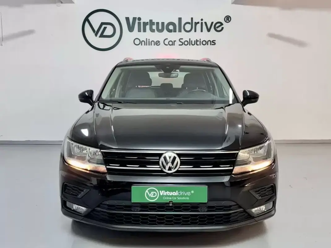 Volkswagen Tiguan 2017 - 17250 EUR, 120000 km - 120000km - foto 2 de 50