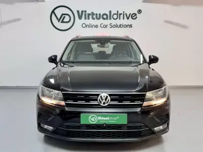 Volkswagen Tiguan 2017 - 17750 EUR, 120000 km - AUTO.MOTO.pt - 120000km - foto 2 de 50