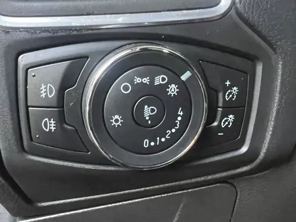 Ford Focus SW 2014 - 6900 EUR, 169769 km - 169769km - foto 13 de 18