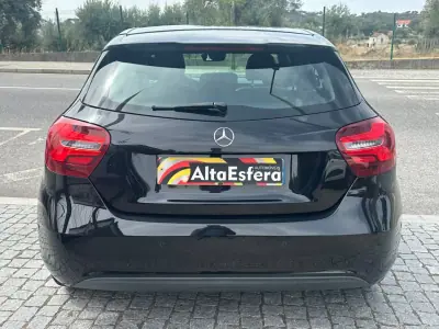 Mercedes-Benz A 180 2017 - 18900 EUR, 134826 km - 134826km - foto 5 de 30